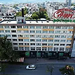Orbita Hotel Warna